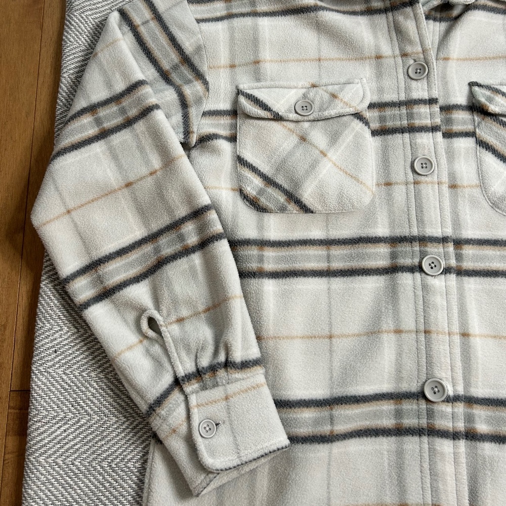 Twik⎪Fleece Shacket - Picture 3 of 6